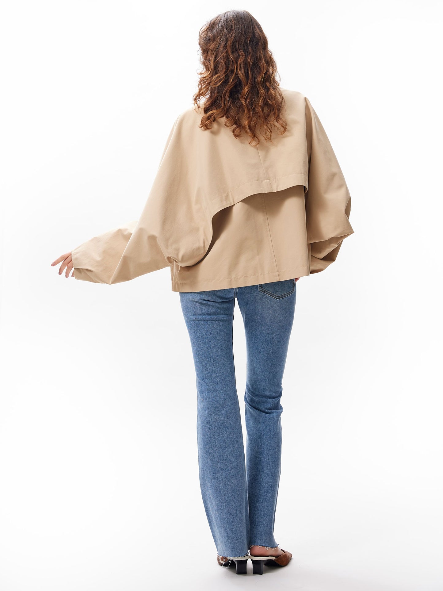 Catwalk Junkie Cape Trenchcoat Beige